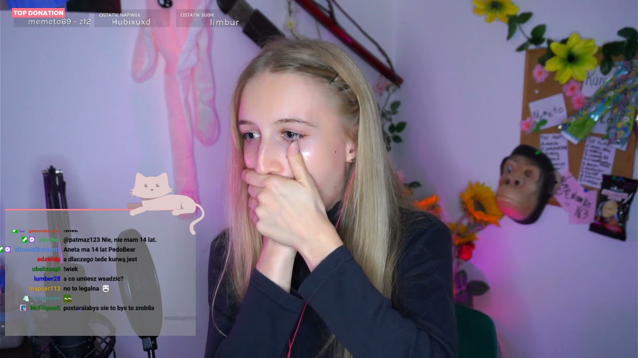 co brysiunya zmieści w buzi??