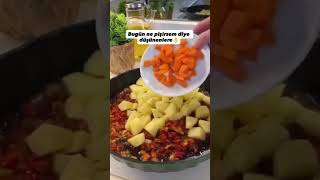 #anayemekler #tarif #yemektarifleri #pratiktarifler #pratiksofram #pilav #köfte