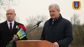 Виступ Сергія Гриневецького в селищі Великий Дальник на церемонії відкриття меморіальної плити