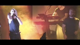 Luxuslärm feat. Serious&#39;M (live) &quot;Nur ein Herzschlag entfernt&quot; @Berlin April 16, 2016