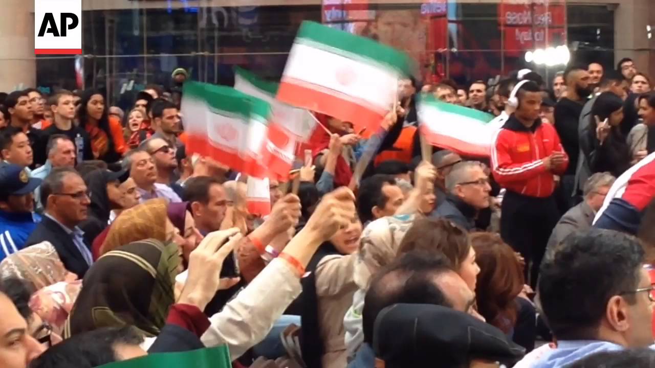 U.S. Gold Medalist Jordan Burroughs Likes Passion of Iranian Wrestling Fans