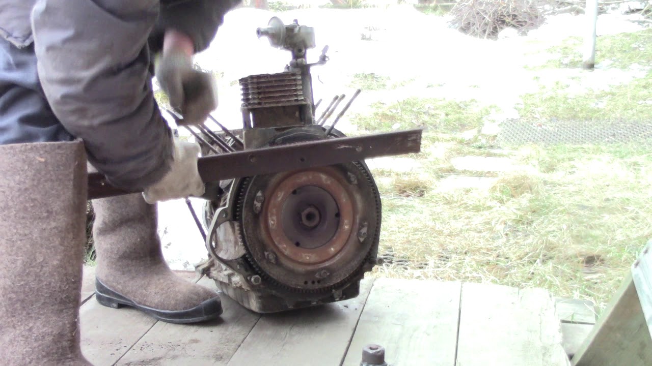 Снятие маховика с мотора Запорожец 86г - YouTube