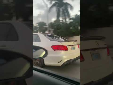 Audi R8 vs