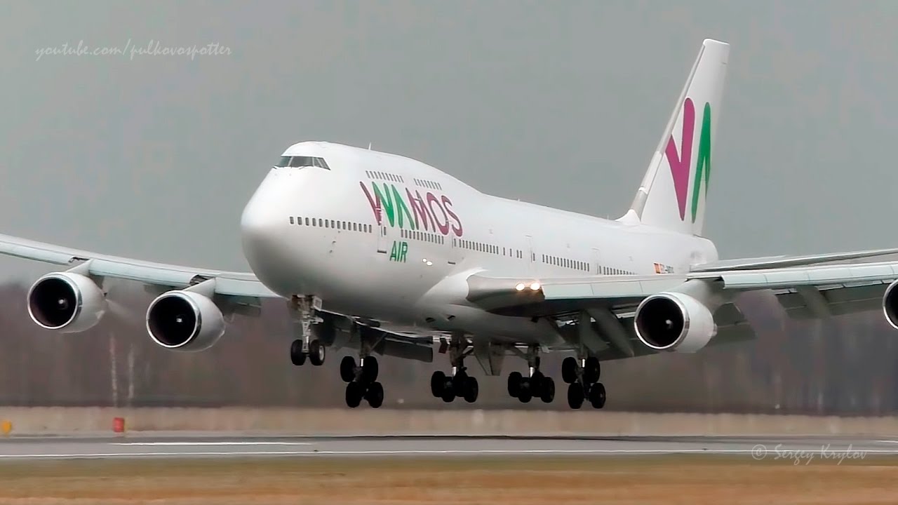 Неделя широкофюзеляжных в аэропорту Санкт-Петербурга. Wamos, Corsair, Россия Боинги 747-400.