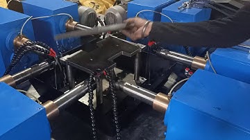 8 Head 8 Spindle Pitch Control Tapping Machine ( Horizontal Type )