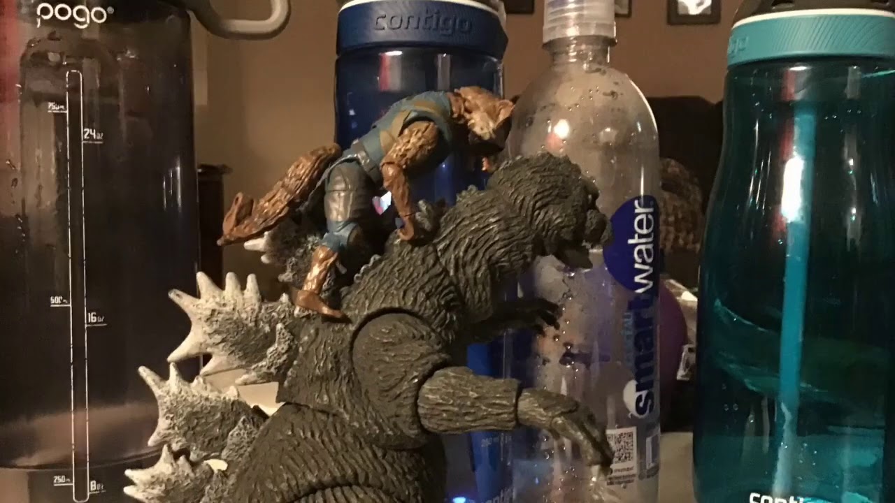 Rocket raccoon vs Godzilla - YouTube
