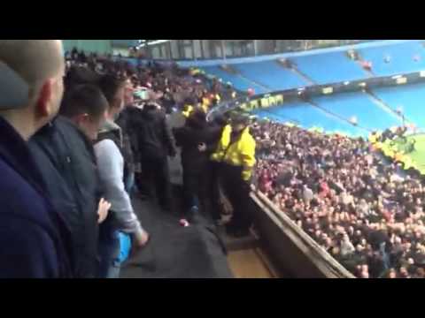 Ashley young and darren fletcher at city in the south stand upper with the reds!!