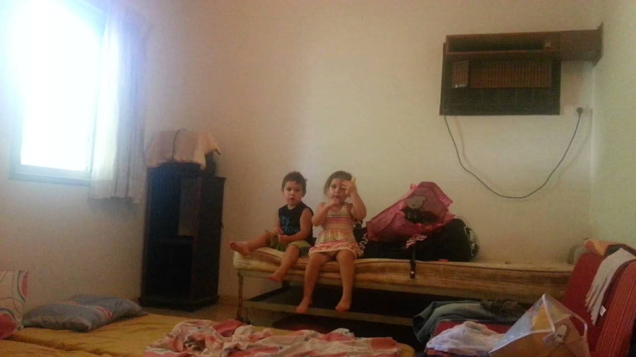 Aux champs elissette