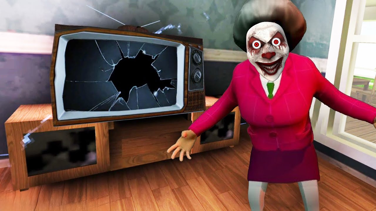 Разбиваем телевизор — розыгрыш «Страшная учительница 3D»