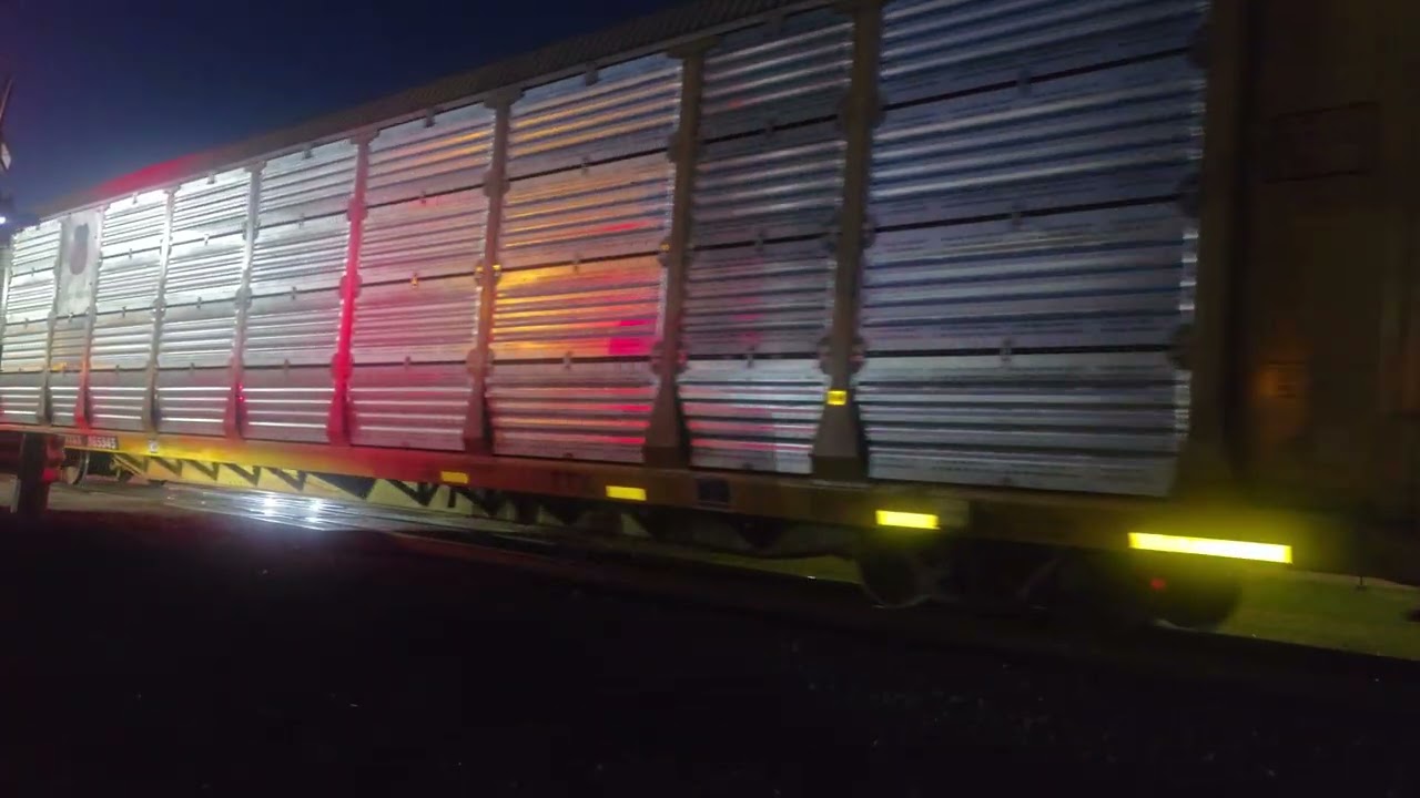 Canadian Pacific Intermodal/Auto Rack Hughes Springs, TX November 27, 2025 5:52PM HAPPY THANKSGIVING