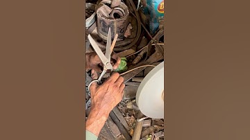 Blacksmith Making a Scissors Metal #Blacksmith  #HandmadeScissors  #ForgingScissors  #ScissorMaking