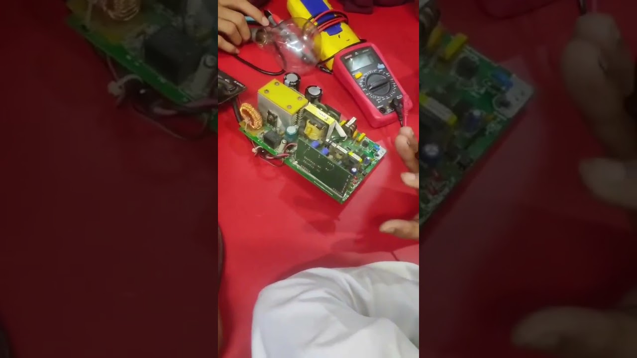 Axiom New Model Charger Me Startup Circuit Kaise Kam Karti Hai 