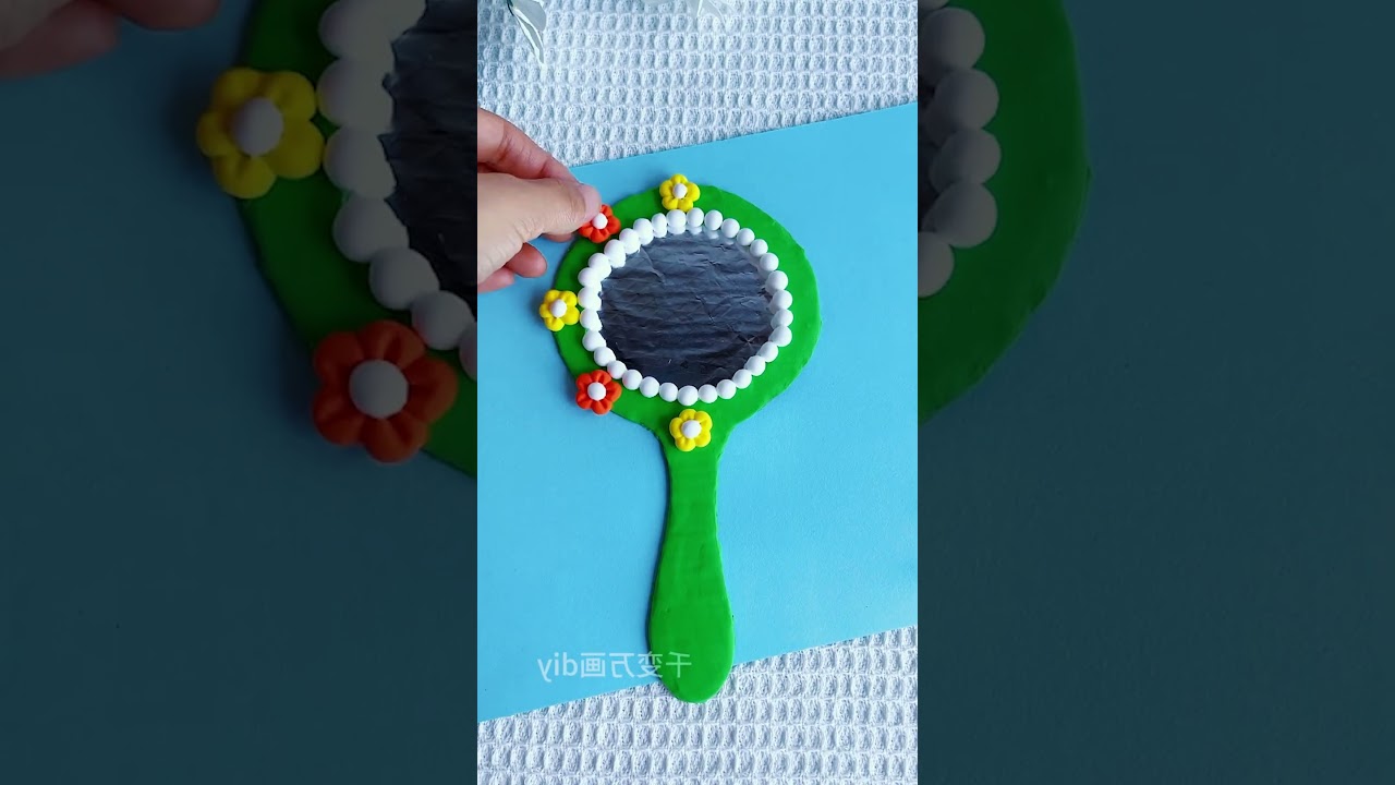 Make A Beautiful Mirror Using Old Cardboard Boxes And Tin Foil Waste