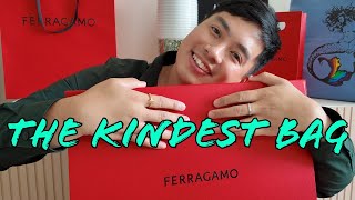 Ferragamo Hug Soft Bag Pouch Unboxing - Stepping Into a World of Color screenshot 5