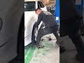 【ベンツ修理】タイヤを叩く男!
