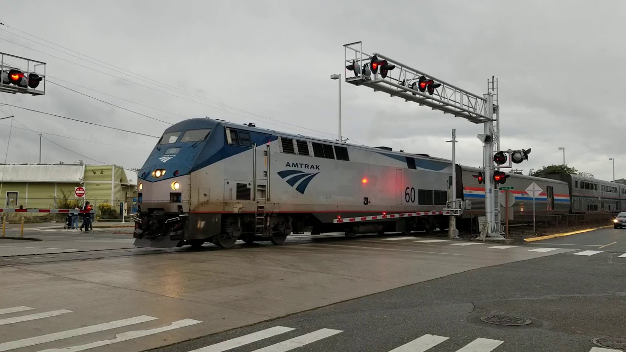 Edmonds WA, Amtrak P42 Genesis #60 leads Empire Builder #8