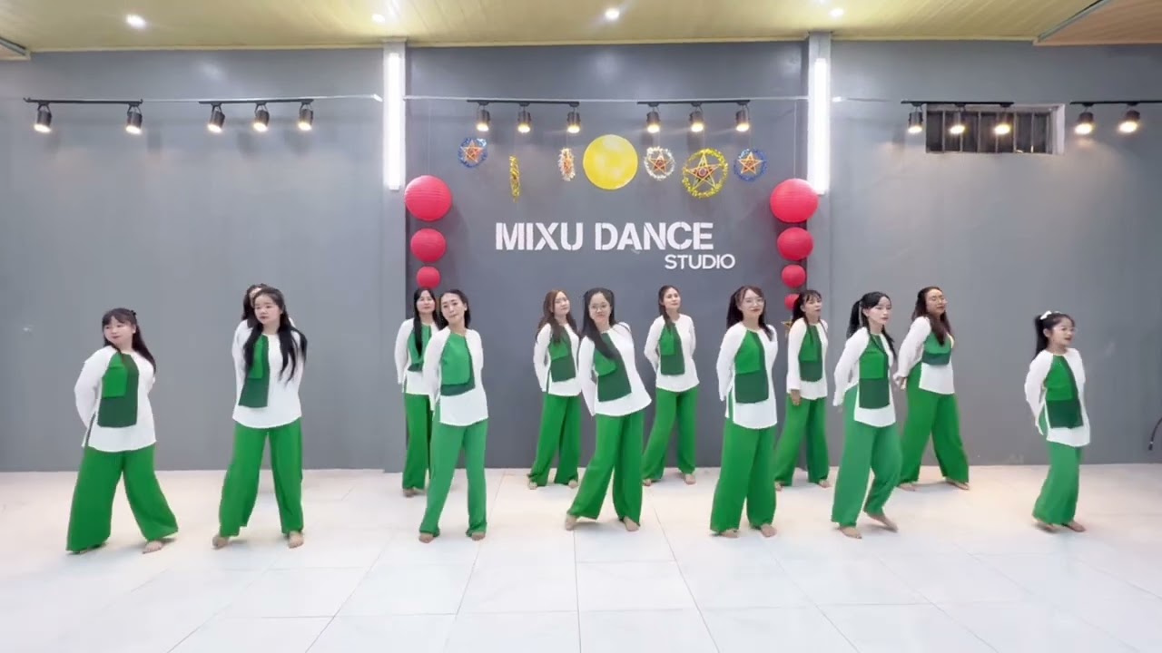 Quê hương Remix - Choreo: Thuận Zilo (Mixu Zumba)