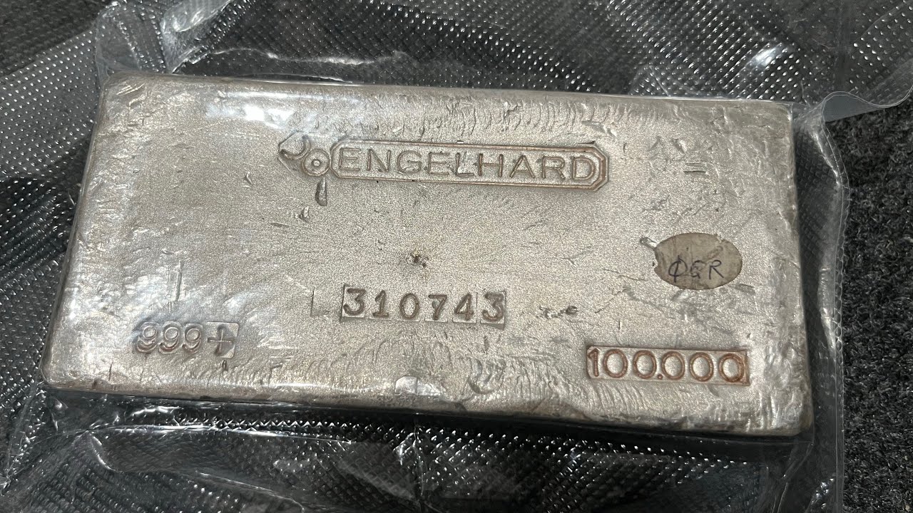 500oz of Vintage Engelhard 100oz Silver Bars!!! (Part 1)