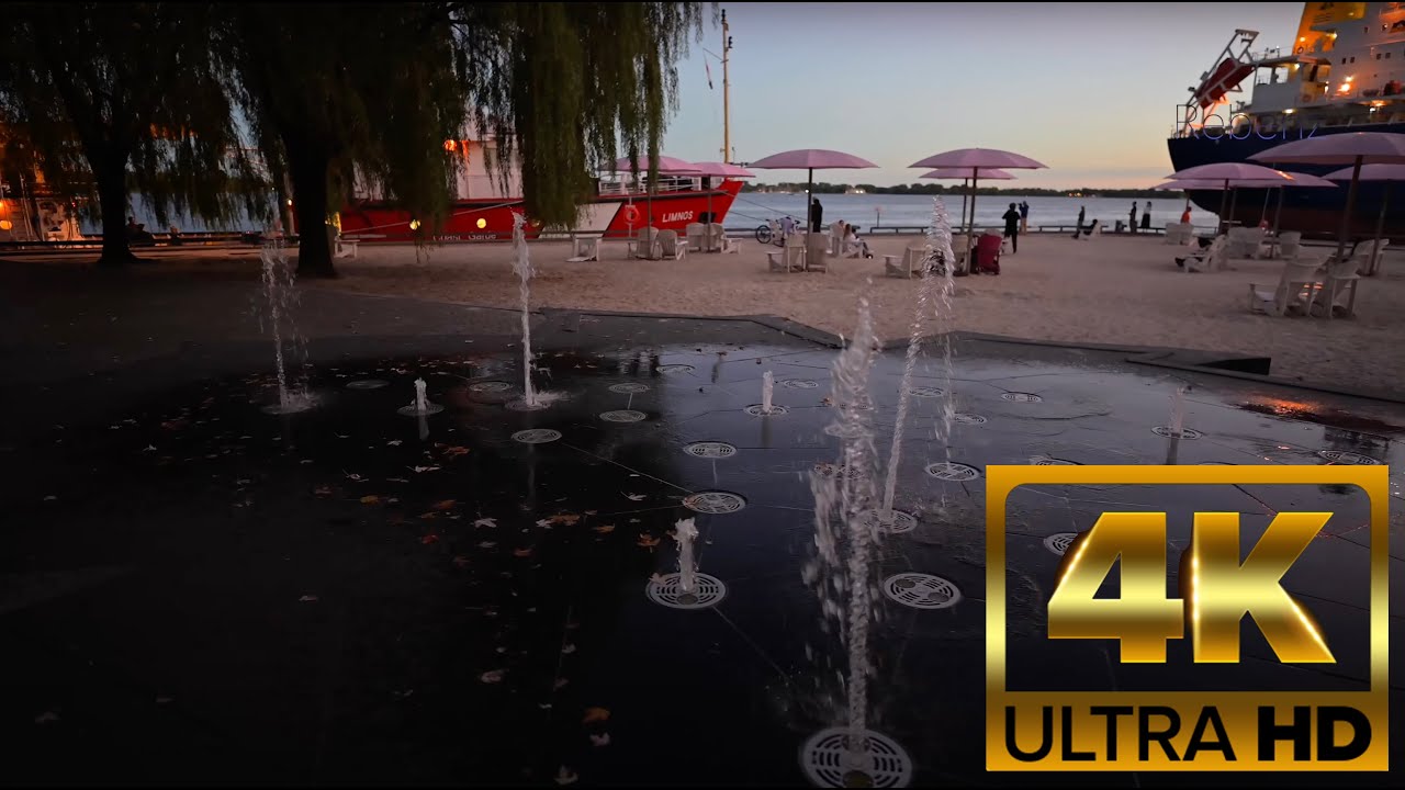 Walking tour - Toronto - Harbour Square, Queens Quay and Sugar Beach