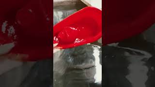 barco Titanic pero rojo