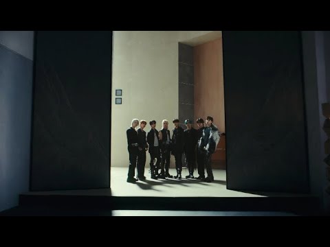 Stray Kids In The Dark MV 