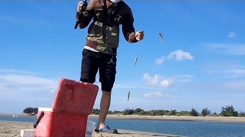 Câu cá biển Đồi Nhái mùa Noel lộng gió