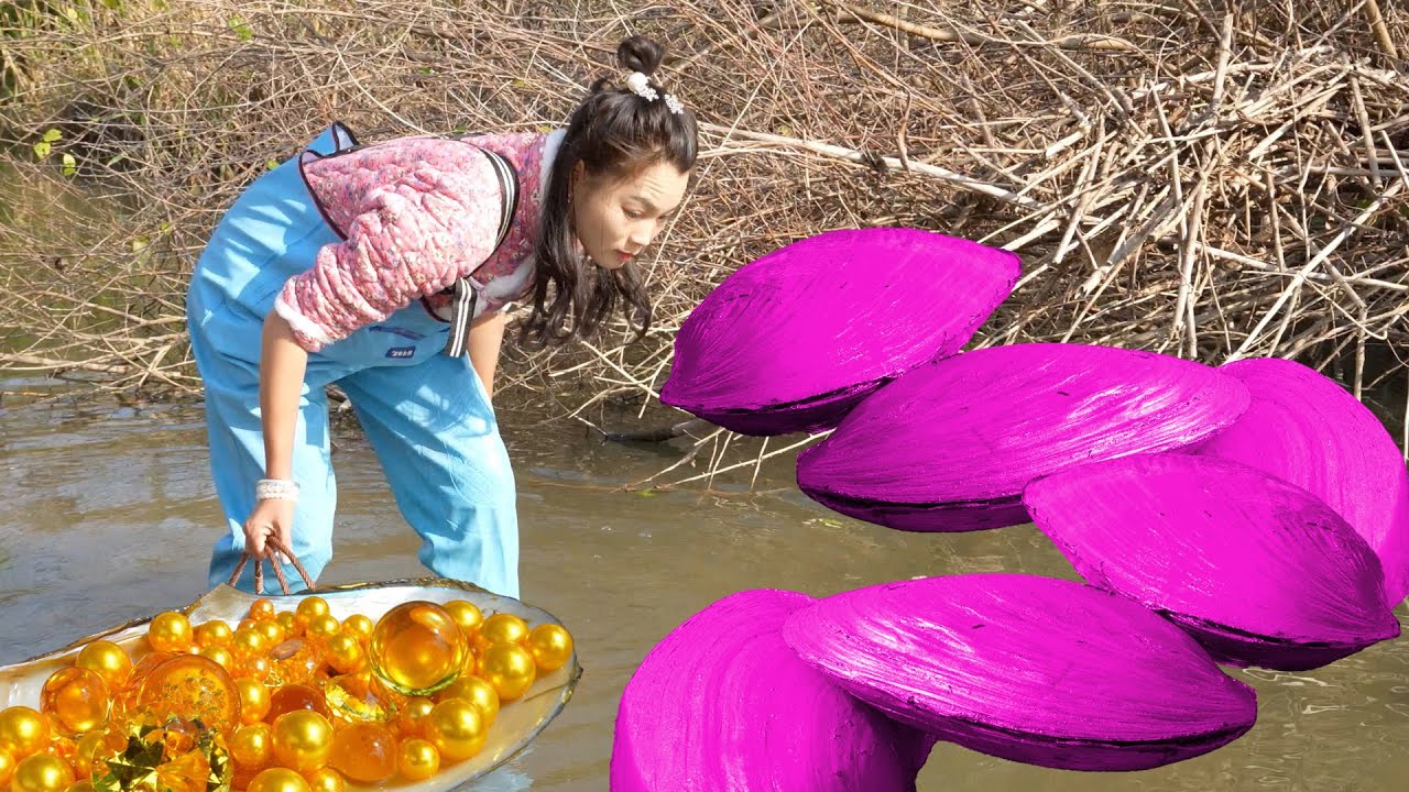 🔮😇Wild Riches Await: A Teenager's Adventure Uncovers a Treasure Trove of Jewels Inside a Mutant Clam