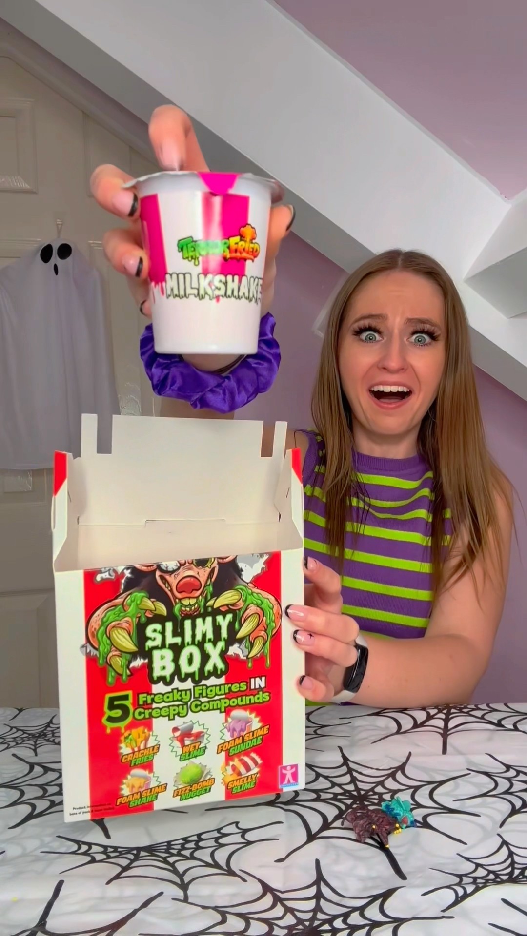[ASMR] UNBOXING THE *VIRAL* TERROR FRIED MYSTERY SLIMY BOX...??️⁉️ (SEND HELP!!?) #Shorts