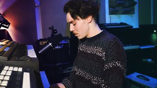 Scrambling Days on a Fender Rhodes