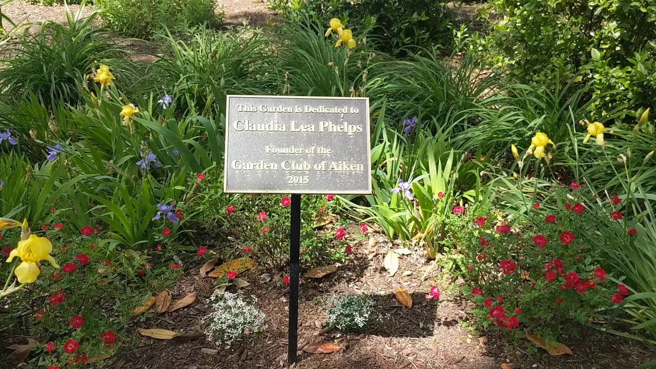 Mini Tour of the Claudia Lea Phelps Garden