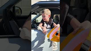 Thanks to these littlest Rivian fans for the happy haunting. How are you getting spooky? 👻🎃