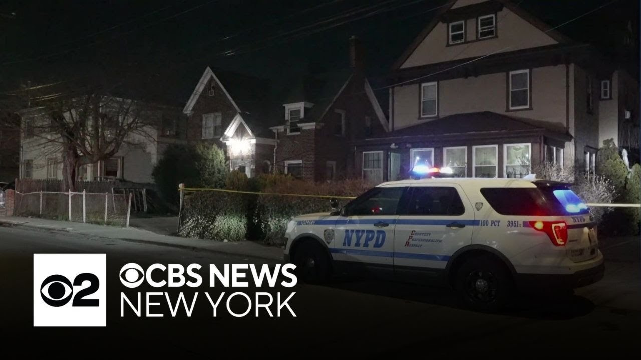 Far Rockaway shooting leaves 15-year-old critically injured