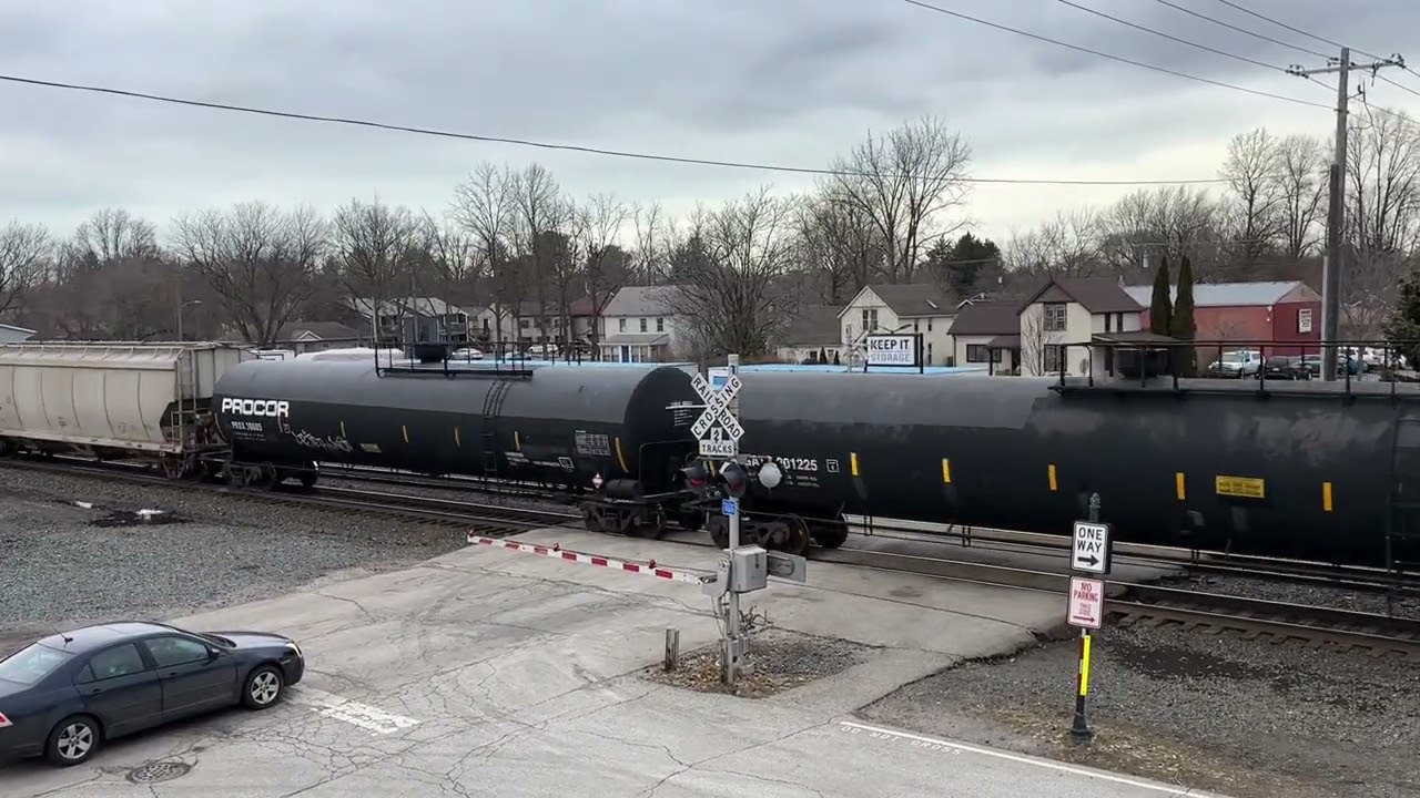 Trains through Chesterton part 1