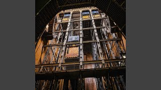 Lonely Ambience for Crowded Elevators