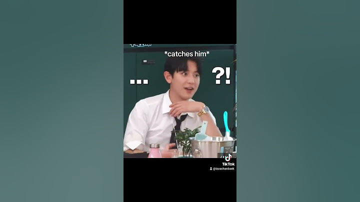 omg stop flirting in the office #baekhyun #exo #chanyeol #chanbaek