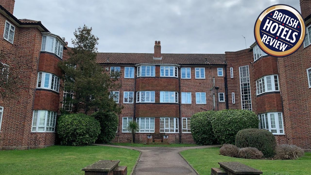 Beddington Park Lodge West | London, United Kingdom | Hotel Review 🌟