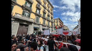 Napoli, Fridays For Future in piazza contro il G7 di Capri: «Rischiamo guerra mondiale»