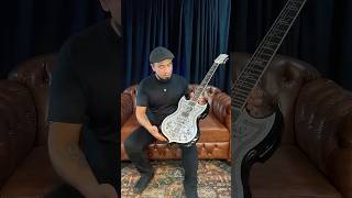 Guitarra Schecter Wylde audio IronWorks Barbarian Black Burst com Captadores EMG 81/85