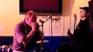 Download Lagu *Dr Misfit* 2010 (Dr Feelgood cover band) 'Dr Feelgood' MP3
