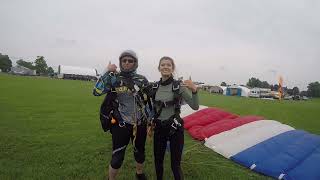 FIRST TIME SKYDIVING 2021 | Hannah Hotzwik
