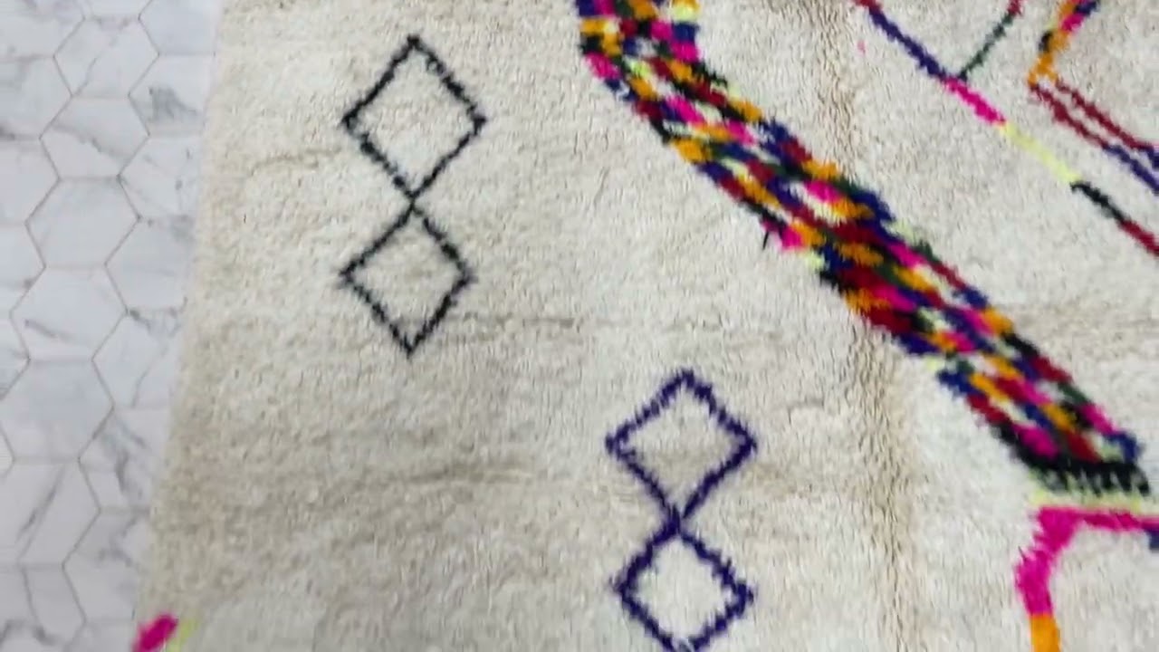 kechart - 6x10ft Beautiful Moroccan Beni Ourain rug, berber rug, Moroccan rug, 192 cm x 302 cm