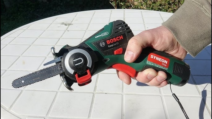 BOSCH 06033C9001 - EasyCut 12 - NanoBlade cordless saw 12 V (without  battery)