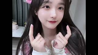 The Soft and Gentle Beauty of a Girl 🌸 | Aesthetic and Elegant Moments #softbeauty #gentlebeauty screenshot 4