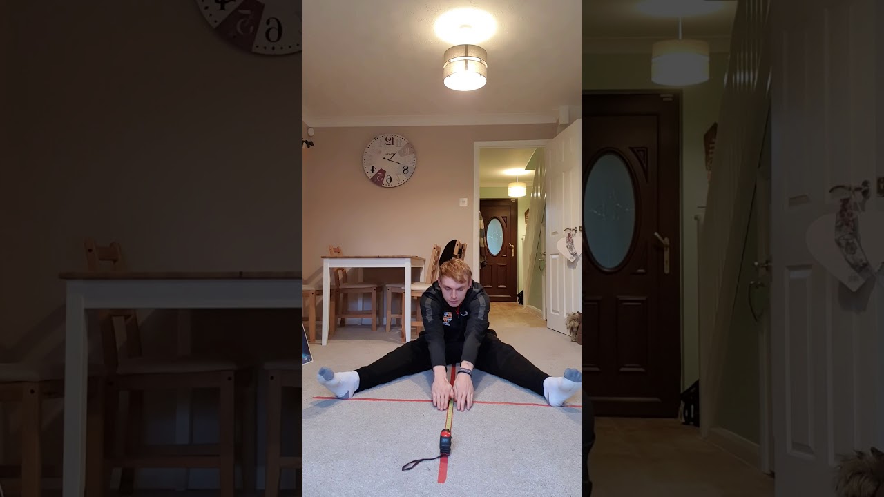 Fitness Profiling - V Sit and Reach Test