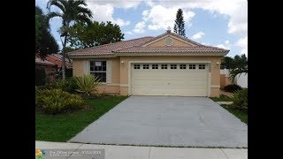 1021 NW 187th Ave, Pembroke Pines, FL 33029