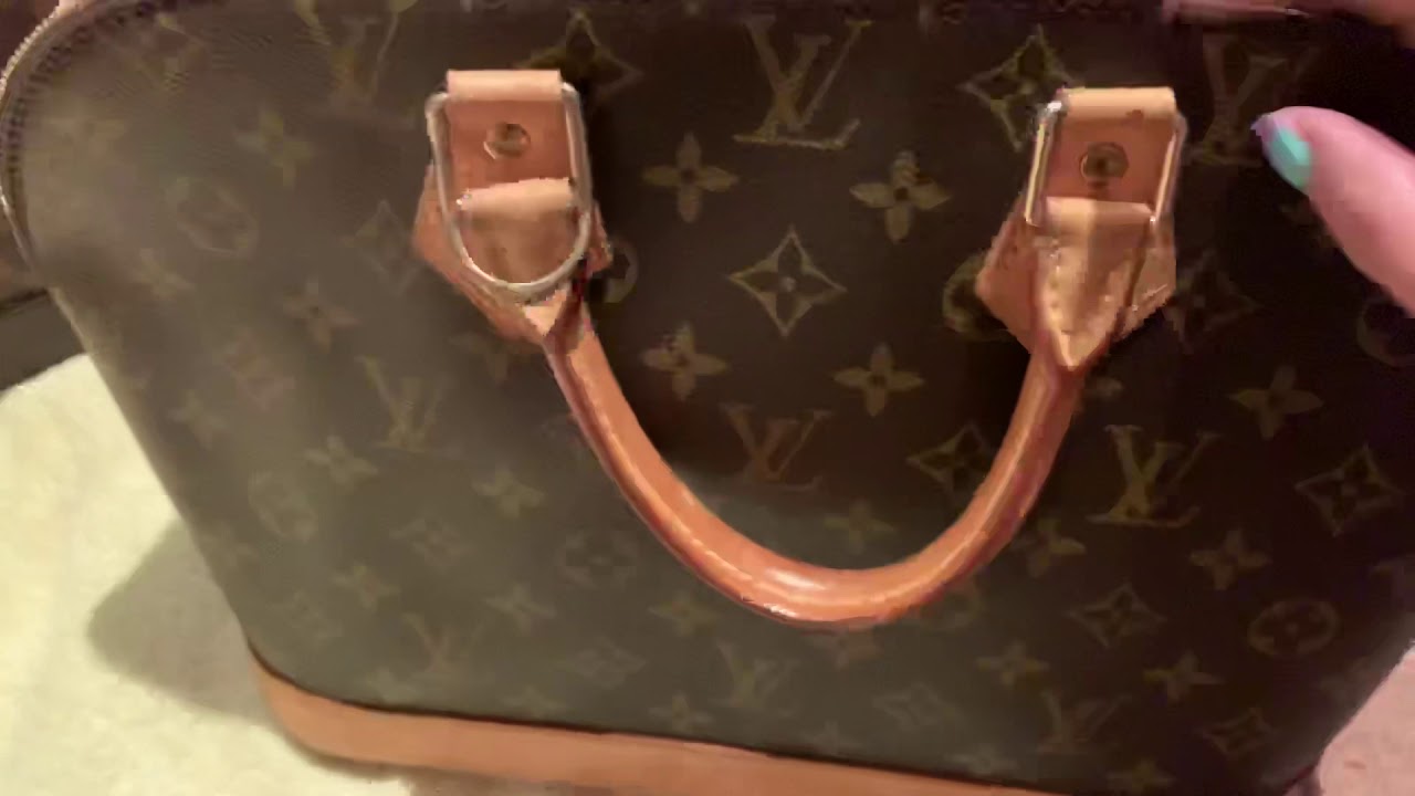 Comparison of my Louis Vuitton Alma size bags - YouTube