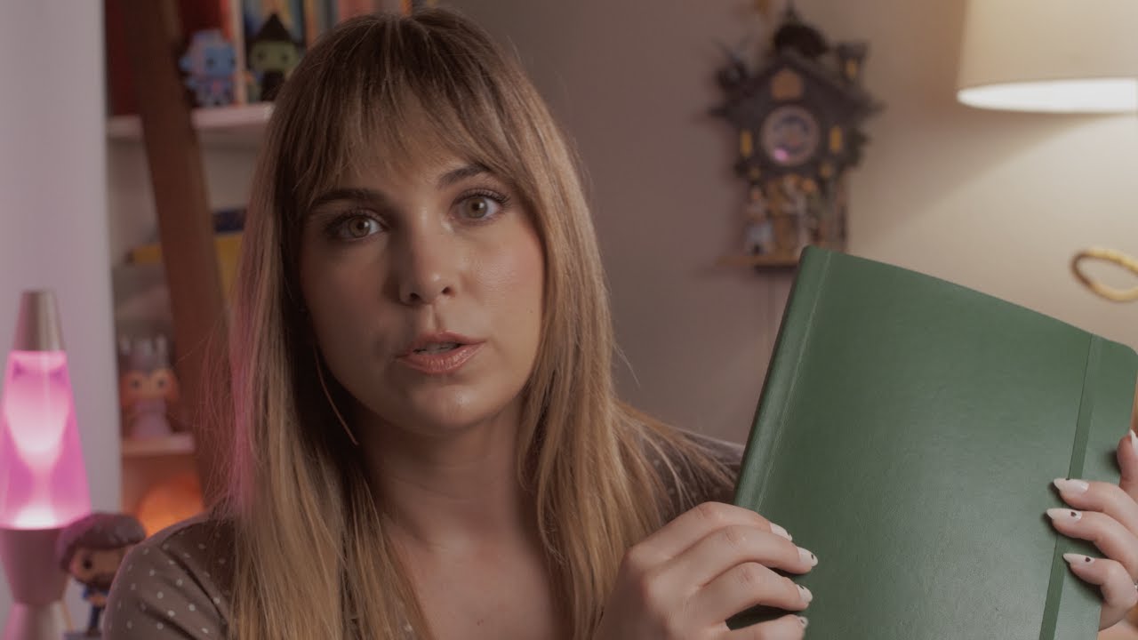 ASMR Soft Spoken ✍🏼📚Writing in My Journal ☺️ Journal Prompts for You