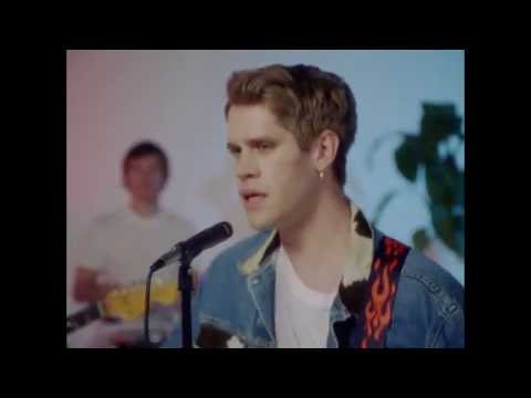 Porches - "Car" (Official Music Video)