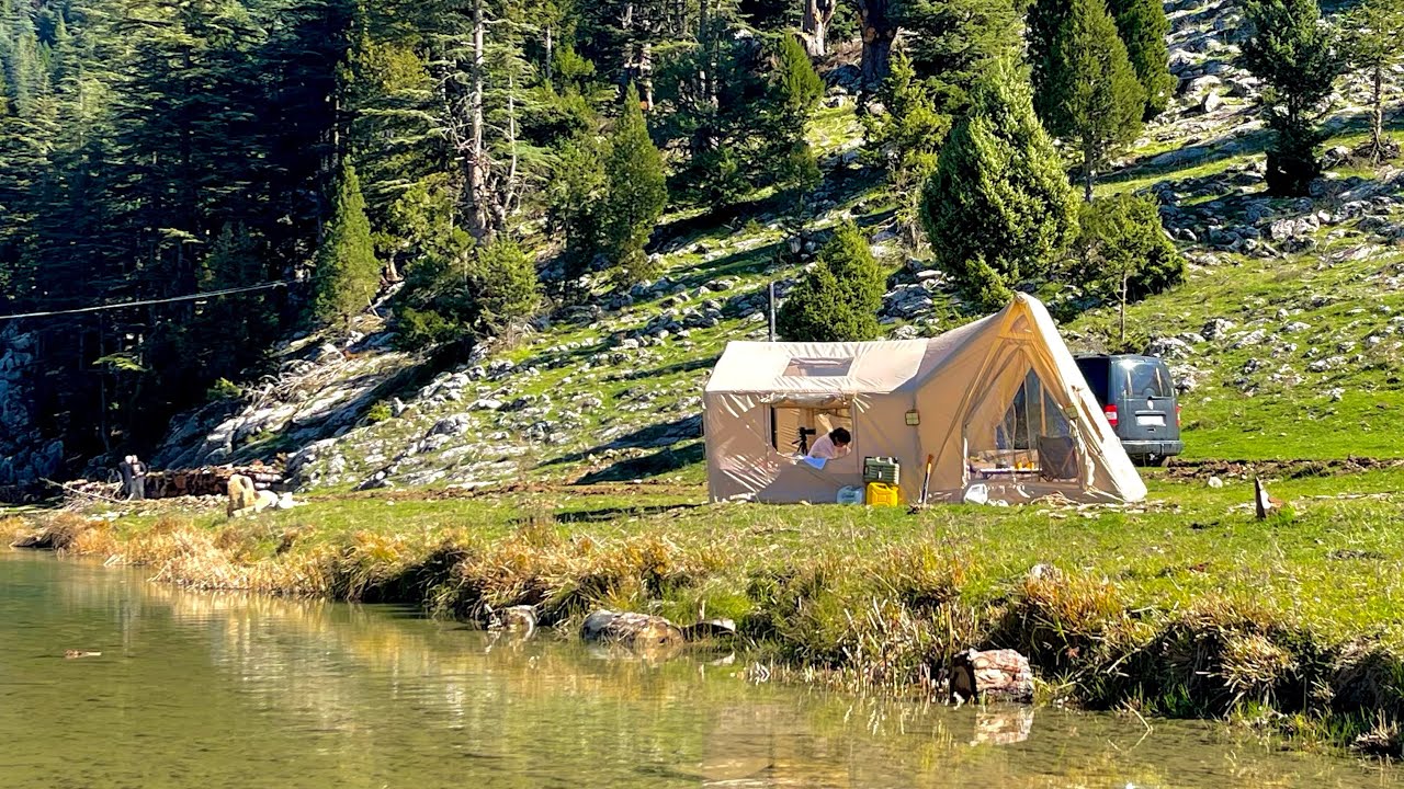 AKARSU KENARINDA BUNGALOV ÇADIRLA KAMP