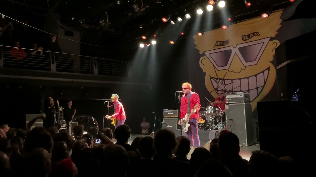 The Toy Dolls (UK) - Intro + Fiery Jack LIVE Prague Divadlo Archa 2022 4K